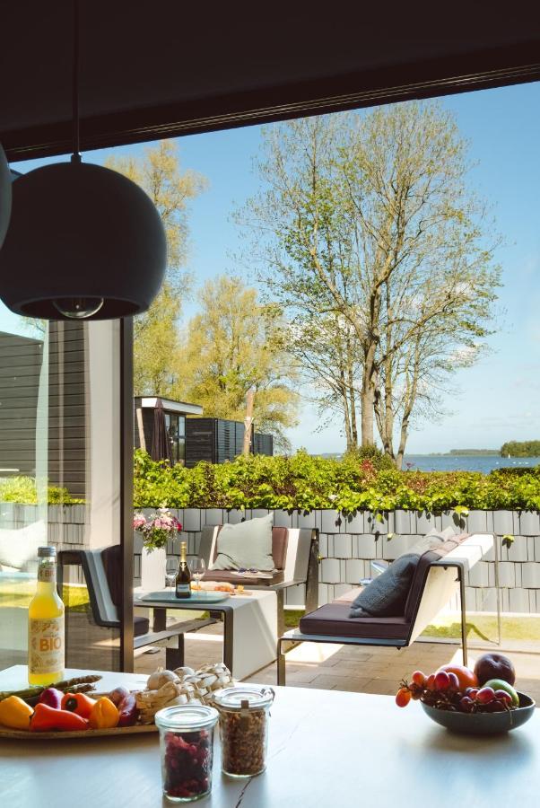 Cube Elite mit Meerblick am Strand im EuroParcs Bad Hoophuizen Hulshorst Exterior foto