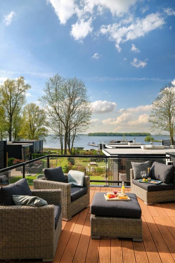 Cube Elite mit Meerblick am Strand im EuroParcs Bad Hoophuizen Hulshorst Exterior foto